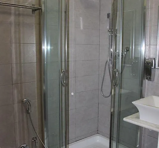 M&j Place Hostal *