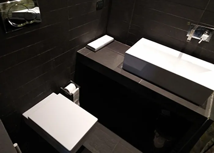 M&j Place Hostal