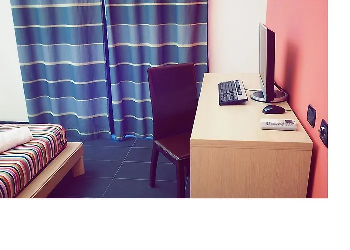 M&j Place Hostal *