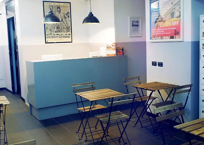M&j Place Hostal *